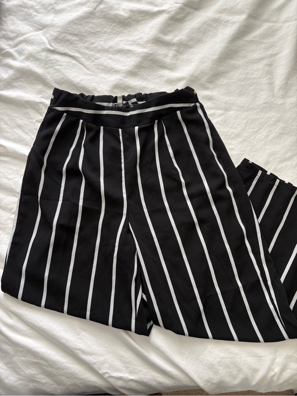 black and white wide leg pants
